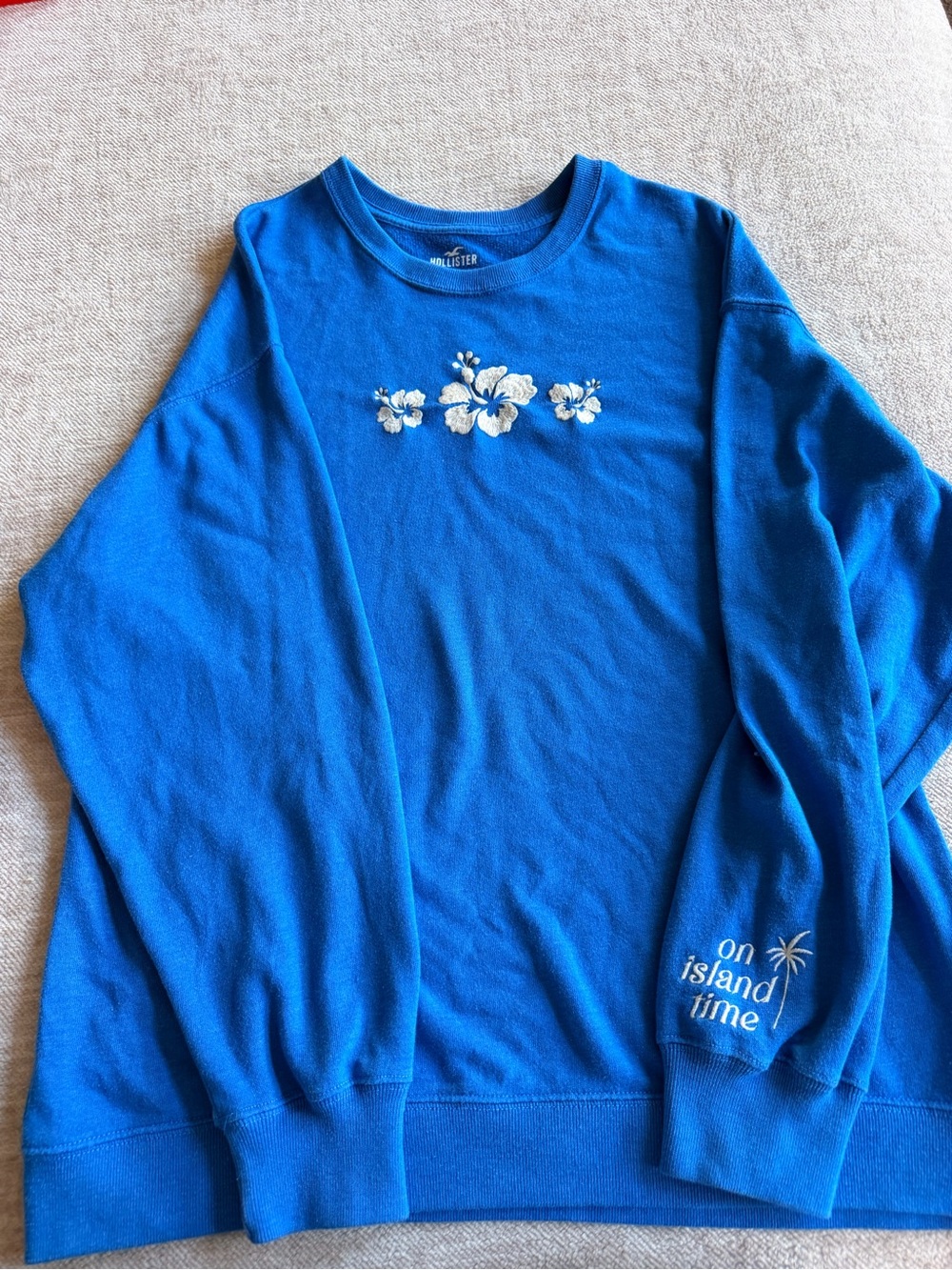 Hollister Bright Blue Long-Sleeve Floral Sweatshirt